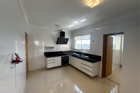 Cobertura de Alto Padrão no Centro de São Carlos – Sofisticação, Espaço e Conforto!