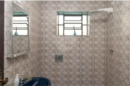 Casa Térrea à venda com 4 quartos, sendo 1 suíte,  em Vila Mazzei, São Paulo, SP