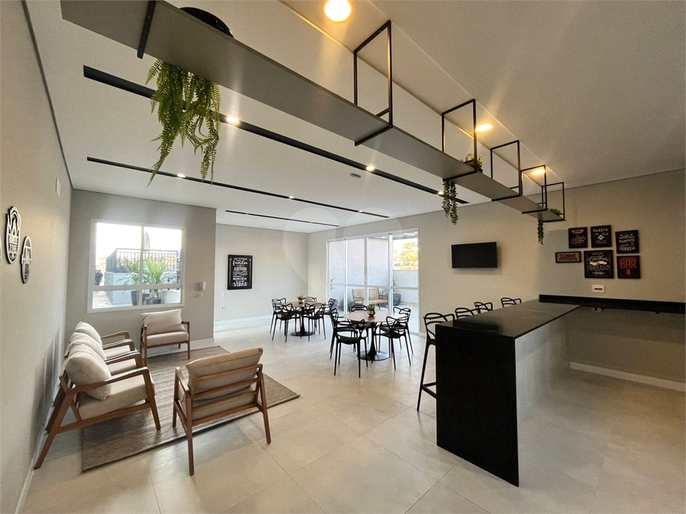 Apartamento para alugar com 2 quartos, sendo 1 suíte,  em Vila Oliveira, Mogi das Cruzes, SP