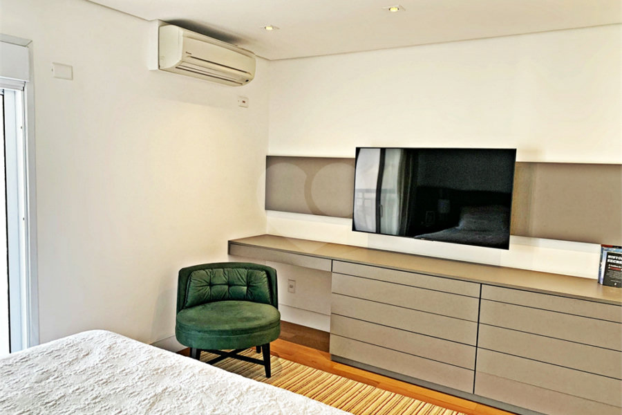 Apartamento à venda com 4 suítes em Santana, São Paulo, SP