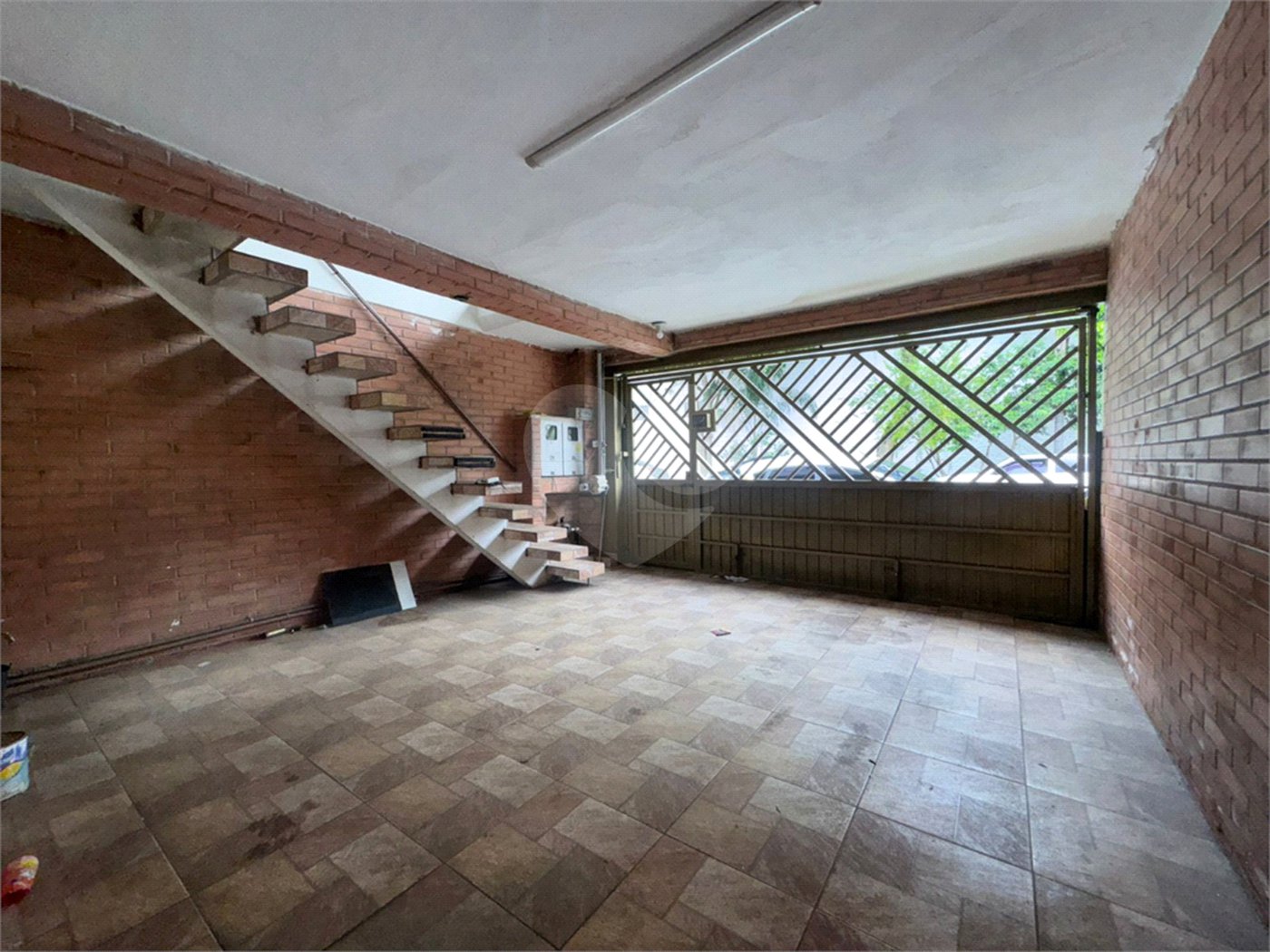 Sobrado à venda com 2 quartos em Vila Antonieta, São Paulo, SP