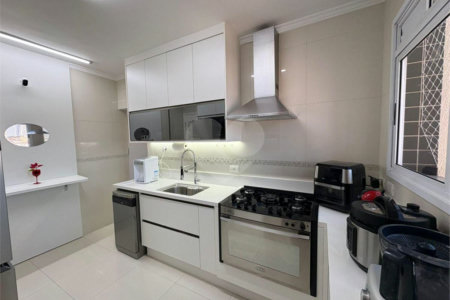 Apartamento à venda com 3 suítes em Santa Teresinha, São Paulo, SP