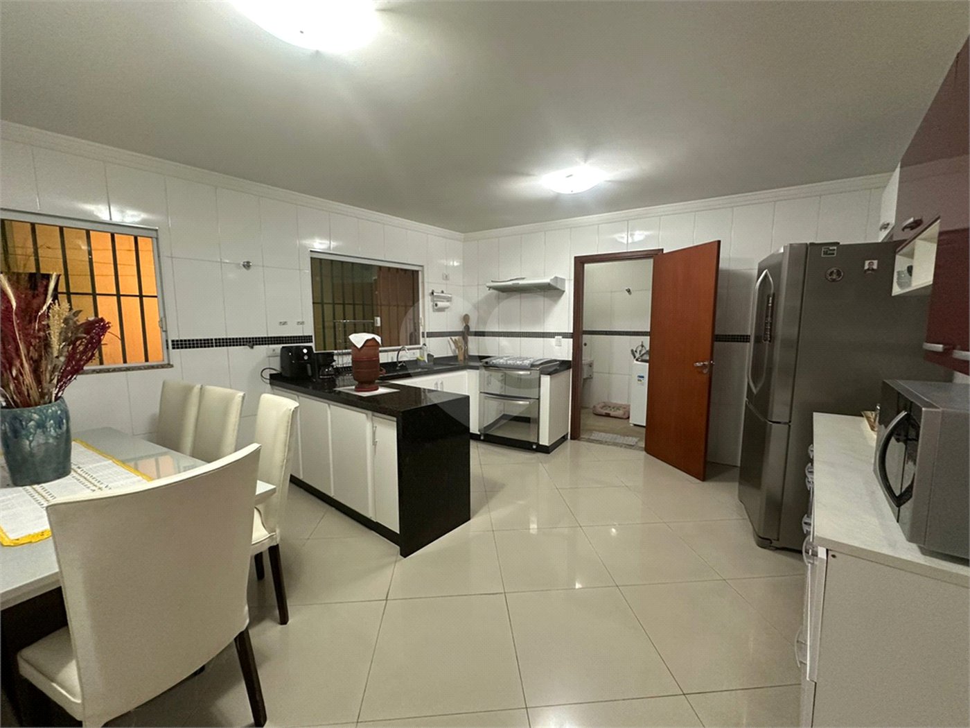 Casa à venda ou para alugar com 3 quartos, sendo 1 suíte,  em Jardim Vivan, São Paulo, SP