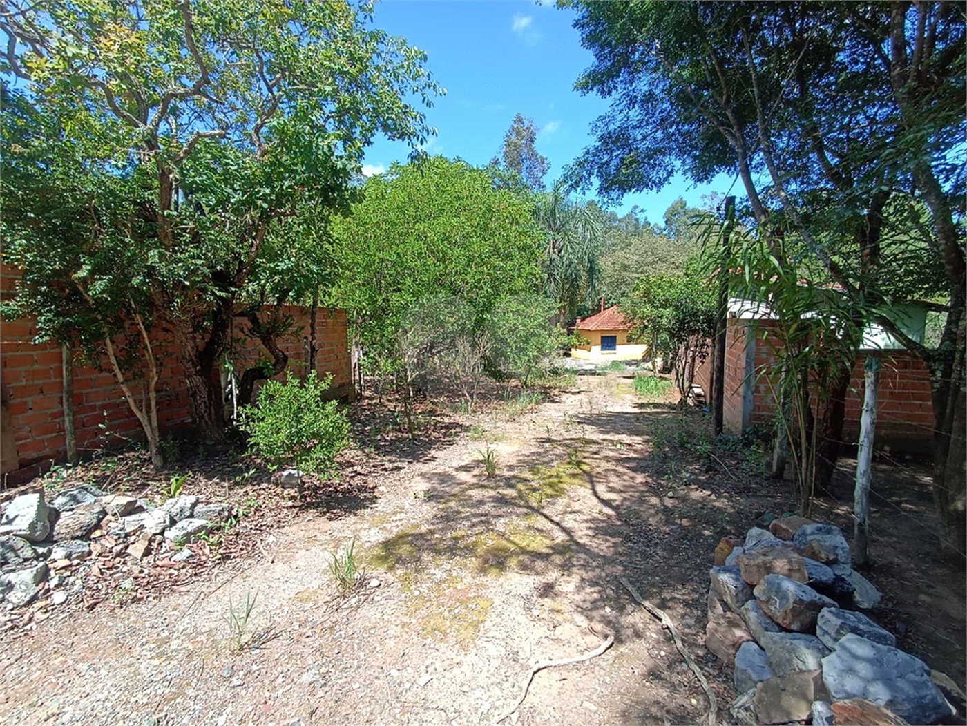 Chácara à venda ou para alugar com 2 quartos em Vila Nova Itapetininga, Itapetininga, SP