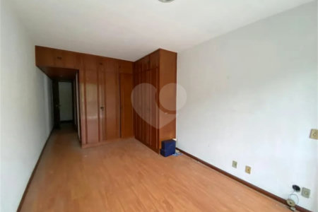 Cobertura à venda com 4 quartos, sendo 1 suíte, em Cosme Velho, Rio de Janeiro, RJ