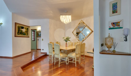 Casa Térrea à venda com 3 quartos, sendo 1 suíte,  em Interlagos, São Paulo, SP