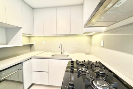Apartamento à venda com 3 suítes em Campo Belo, São Paulo, SP