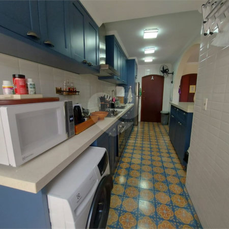 Apartamento à venda com 3 quartos, sendo 1 suíte,  em Enseada, Guarujá, SP