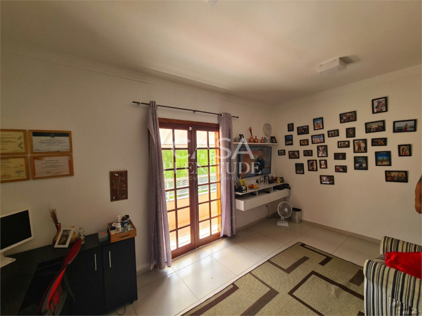 Casa em condomínio à venda com 4 quartos, sendo 3 suítes,  em Granja Olga II, Sorocaba, SP