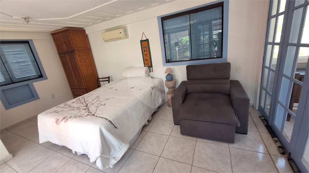 Casa à venda ou para alugar com 3 suítes em Marina, Armação dos Búzios, RJ