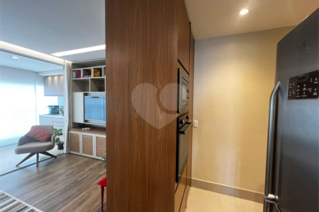 Apartamento à venda com 2 suítes em Indianópolis, São Paulo, SP