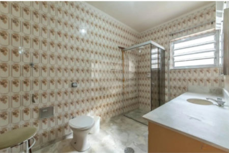 Casa à venda com 5 quartos, sendo 3 suítes, em Vila Santo Estéfano, São Paulo, SP