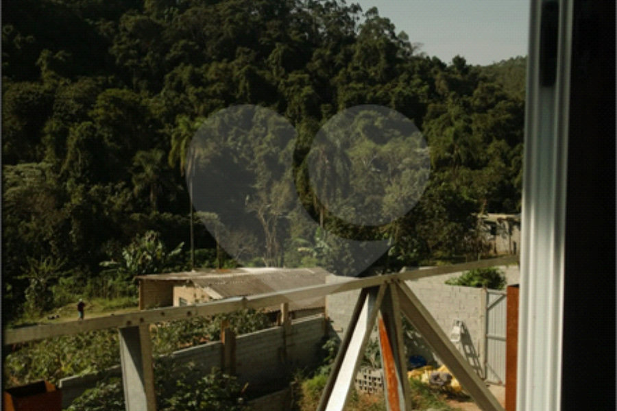Casa à venda ou para alugar com 3 suítes em Mairiporã, SP