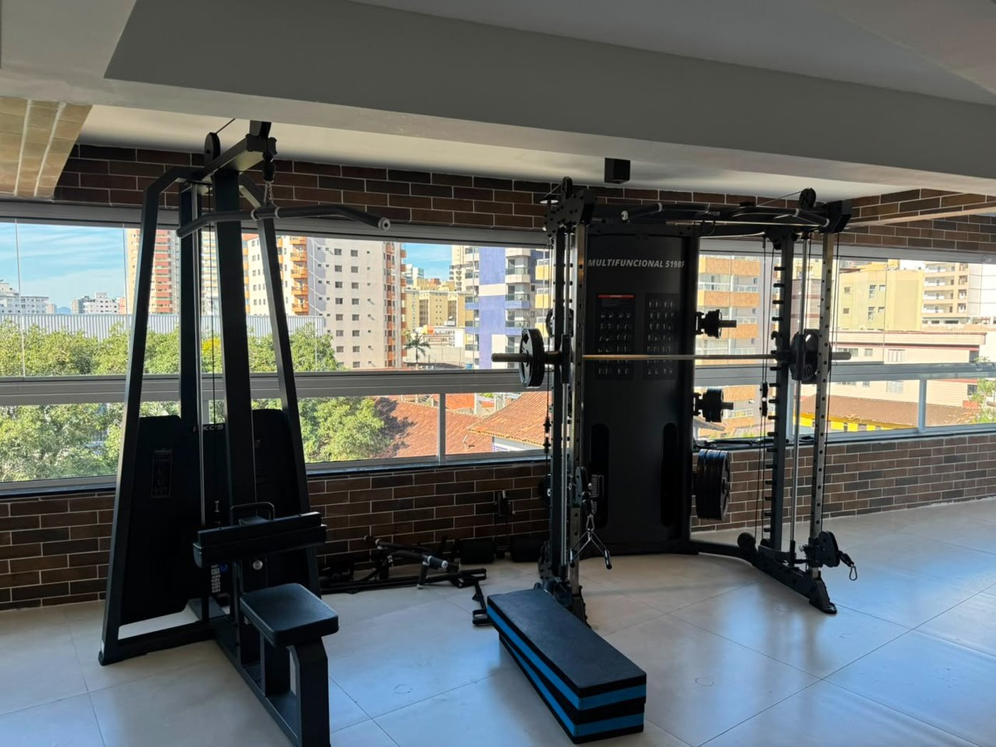 Apartamento à venda com 1 suíte em Caiçara, Praia Grande, SP