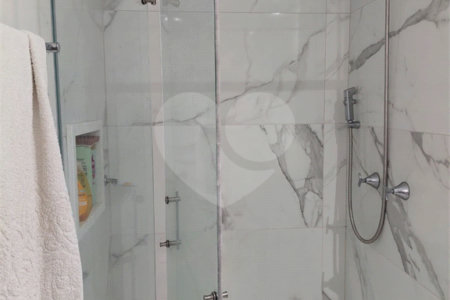 Apartamento no Brás repleto de lazer com 50 m² com 2 dormitórios e 1 vaga, Estuda Permuta