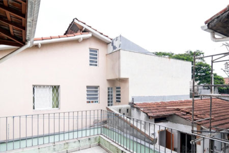 Casa para venda e locação no Campo Belo de 120M² com 3 dormitórios, 1 suíte e 3 vagas