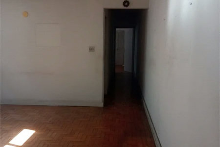 Casa à venda com 3 quartos em Vila Romana, São Paulo, SP
