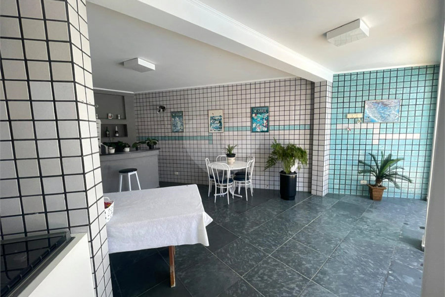 Casa Térrea à venda com 4 suítes em Vila Albertina, São Paulo, SP