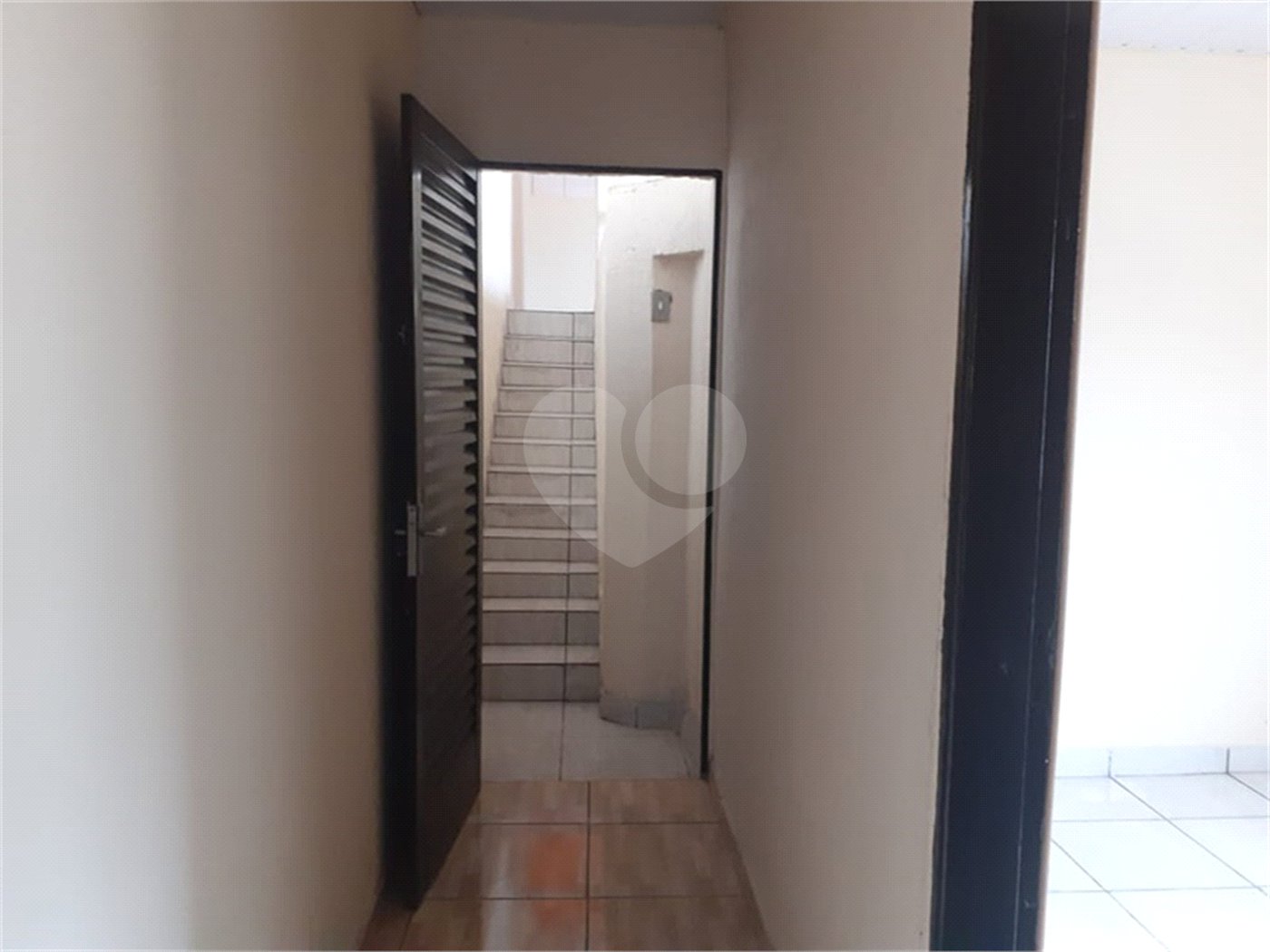 Sobrado à venda com 6 quartos, sendo 1 suíte,  em Jardim Las Vegas, Guarulhos, SP