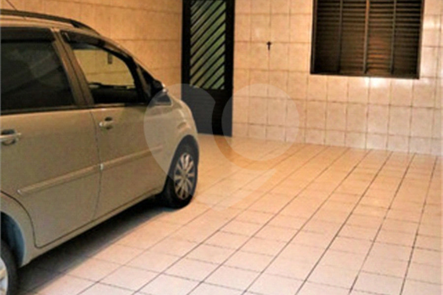 Casa à venda com 2 quartos, sendo 1 suíte, no condomínio Caopiá, São Paulo - SP