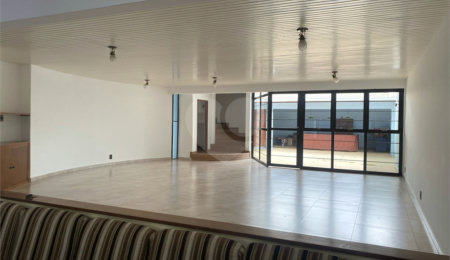 Casa à venda com 4 suítes no Centro, Itapetininga, SP