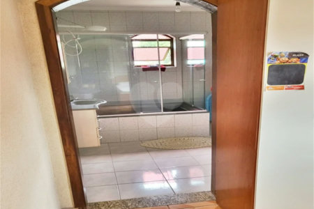 Casa à venda com 4 quartos, sendo 2 suítes, em Vila Maria Alta, São Paulo, SP