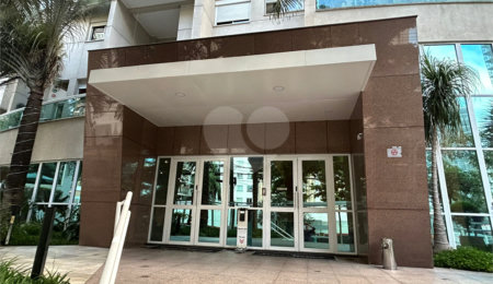 Duplex à venda com 2 quartos em Moema, São Paulo, SP