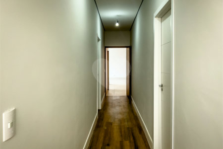 Casa à venda com 3 suítes em Jardim Paulista, Atibaia, SP