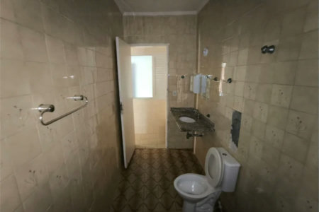 Casa à venda com 3 quartos em Jardim das Esmeraldas, São Paulo, SP
