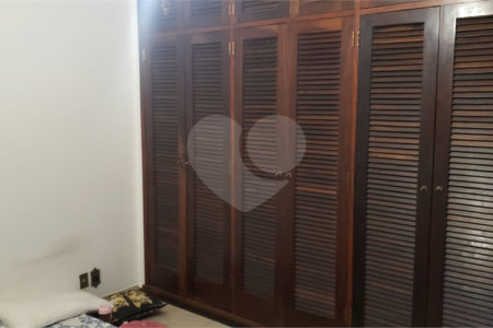 Casa à venda com 3 quartos, sendo 2 suítes,  em Parque Jabaquara, São Paulo, SP