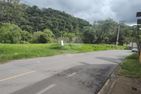 Terreno à venda no Centro, Bom Jesus dos Perdões, SP