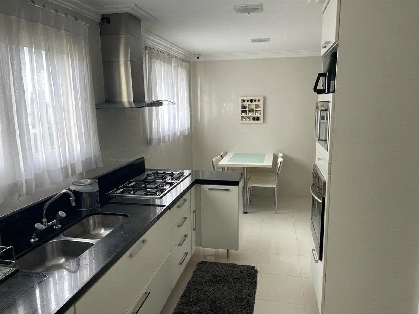 Apartamento à venda com 3 suítes em Vila Gertrudes, São Paulo, SP