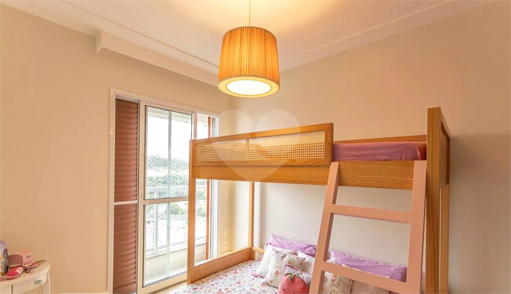 Apartamento à venda com 3 quartos, sendo 1 suíte, em Vila Anastácio, São Paulo, SP