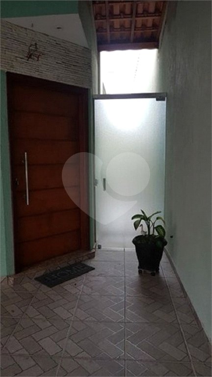 Casa à venda com 3 quartos, sendo 1 suíte,  em Jardim Prestes de Barros, Sorocaba, SP