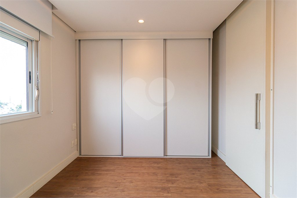 Apartamento à venda com 3 quartos, sendo 1 suíte,  em Chácara Santo Antônio, São Paulo, SP