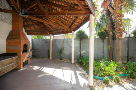 Sobrado à venda ou para alugar com 5 quartos em Alto da Lapa, São Paulo, SP
