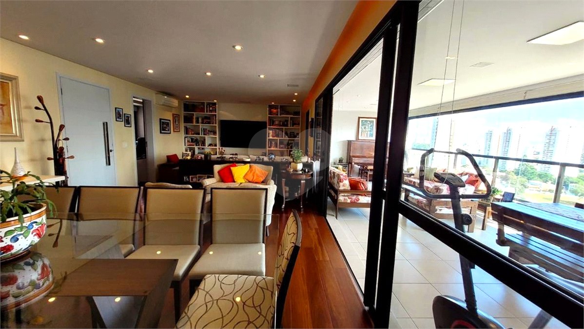 Apartamento à venda com 4 suítes em Chácara Santo Antônio (zona Sul), São Paulo, SP