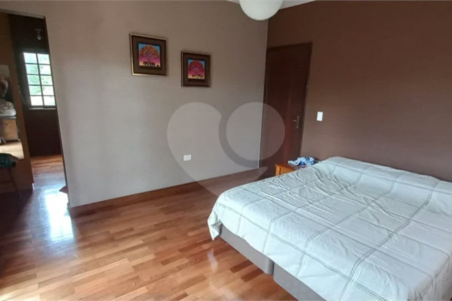 Casa à venda com 4 suítes no condomínio Alpes da Cantareira, Mairiporã - SP