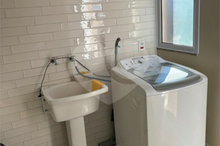 Casa à venda com 2 suítes no condomínio Mirante dos Ipês, Salto - SP