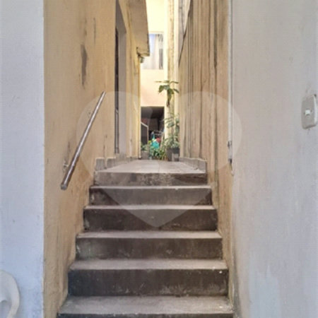 Sobrado à venda com 5 quartos, sendo 1 suíte, em Vila Gustavo, São Paulo, SP
