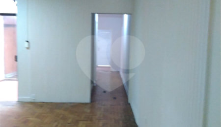 Sobrado à venda com 3 quartos em Vila Cordeiro, São Paulo, SP