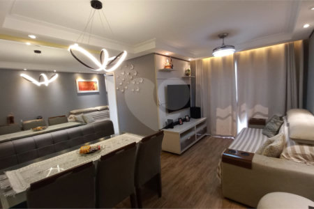 Apartamento à venda com 3 quartos, sendo 1 suíte, em Jardim Luísa, São Paulo, SP