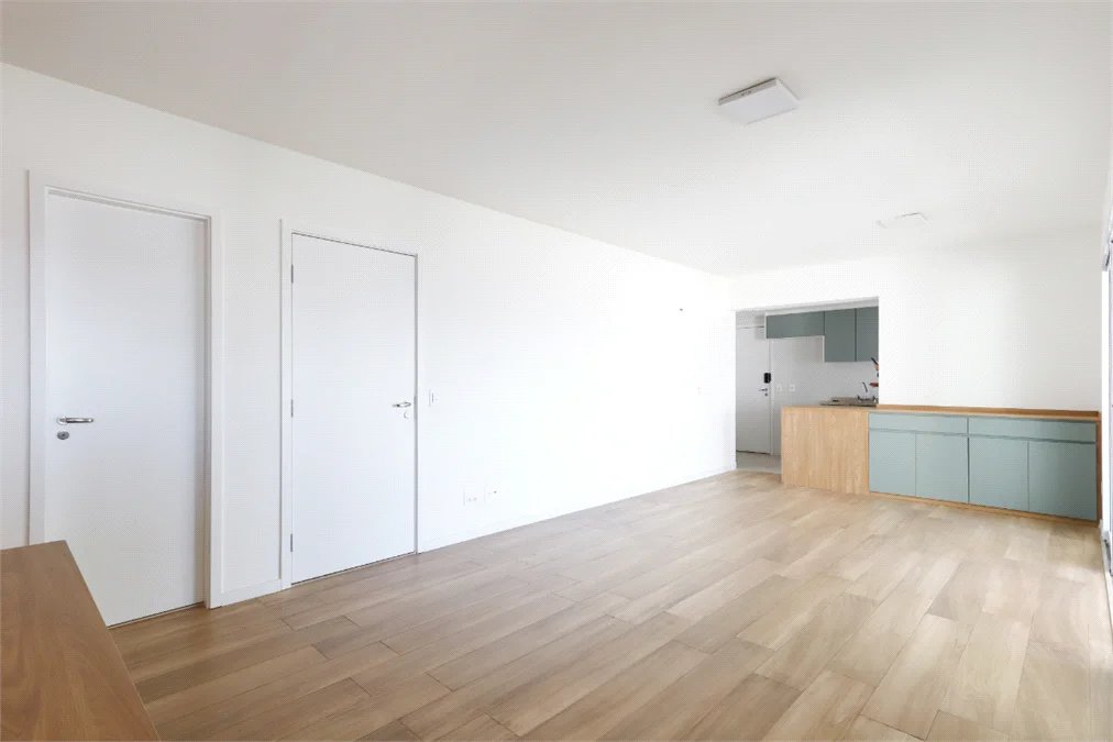 Apartamento à venda com 3 suítes em Vila Anastácio, São Paulo, SP