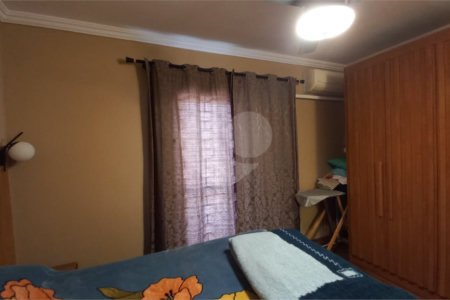 Casa à venda com 3 quartos, sendo 1 suíte, em Jardim Esmeralda, São Paulo, SP