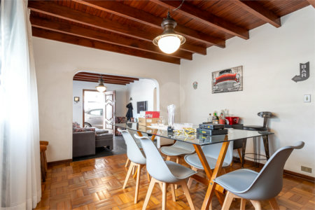 Casa à venda com 3 quartos, sendo 1 suíte, em Chácara Santo Antônio (zona Sul), São Paulo, SP