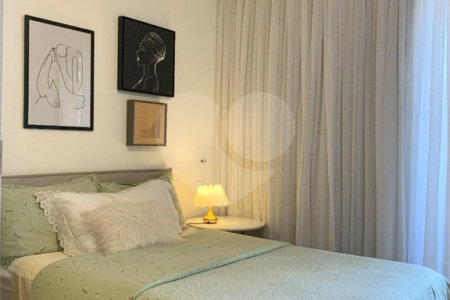 Duplex à venda com 2 suítes em Jardim Londrina, São Paulo, SP