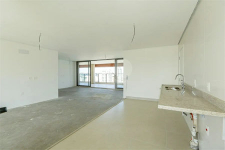 Apartamento à venda com 4 quartos, sendo 3 suítes, em Campo Belo, São Paulo, SP
