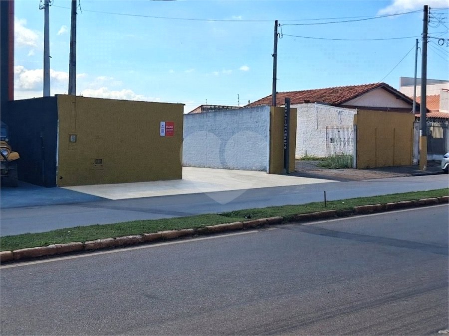 Terreno à venda em Vila Hungria, Itapetininga, SP