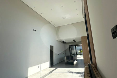Casa à venda com 4 suítes no condomínio Granja Anita, Mogi das Cruzes - SP