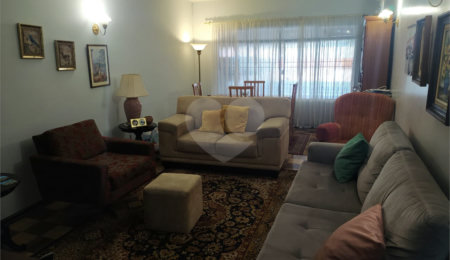 Sobrado à venda com 3 quartos, sendo 1 suíte,  em Brooklin, São Paulo, SP